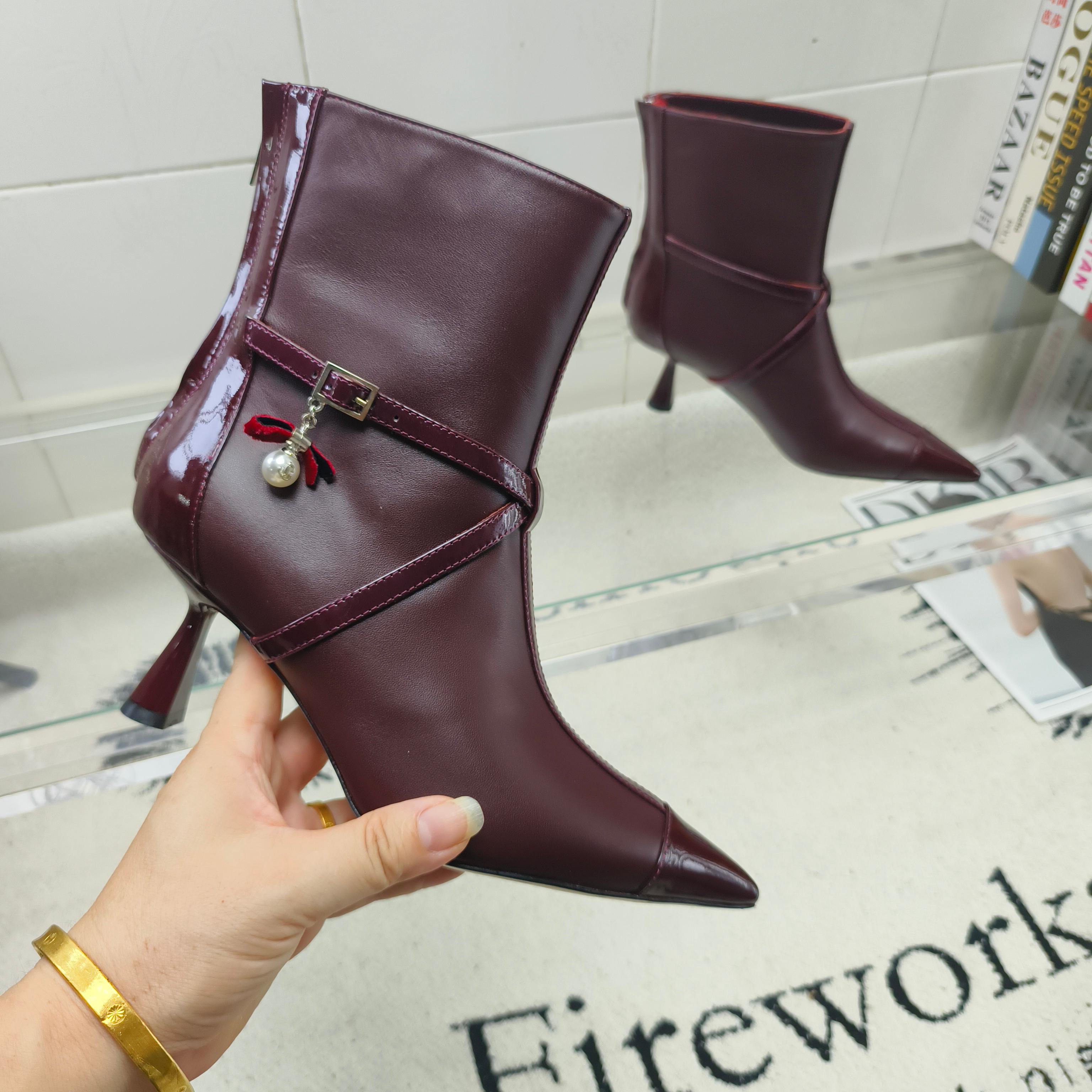 Women's high heels